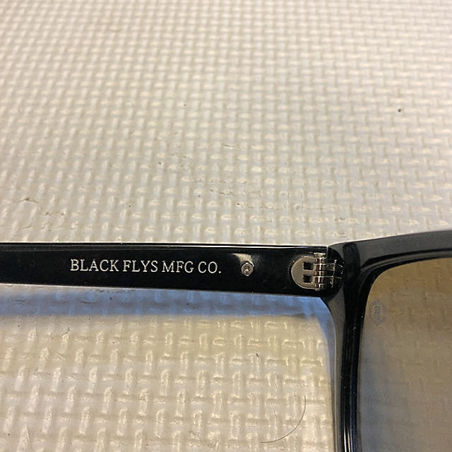 BLACK FLYS(ブラックフライズ)のブラックフライ　サングラス メンズのファッション小物(サングラス/メガネ)の商品写真