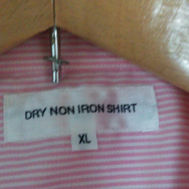 UNIQLO(ユニクロ)のシャツ メンズのトップス(Tシャツ/カットソー(半袖/袖なし))の商品写真