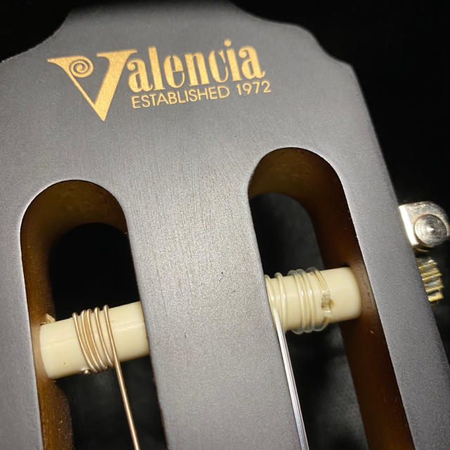 VALENCIA クラシックギター VC204の通販 by _ Maniaco.Shop _｜ラクマ