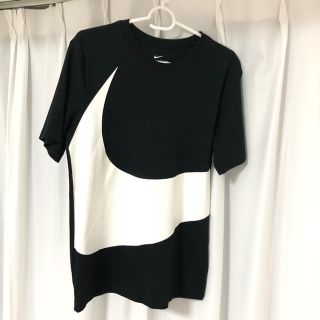 ナイキ(NIKE)のNIKE Tシャツ(Tシャツ(半袖/袖なし))