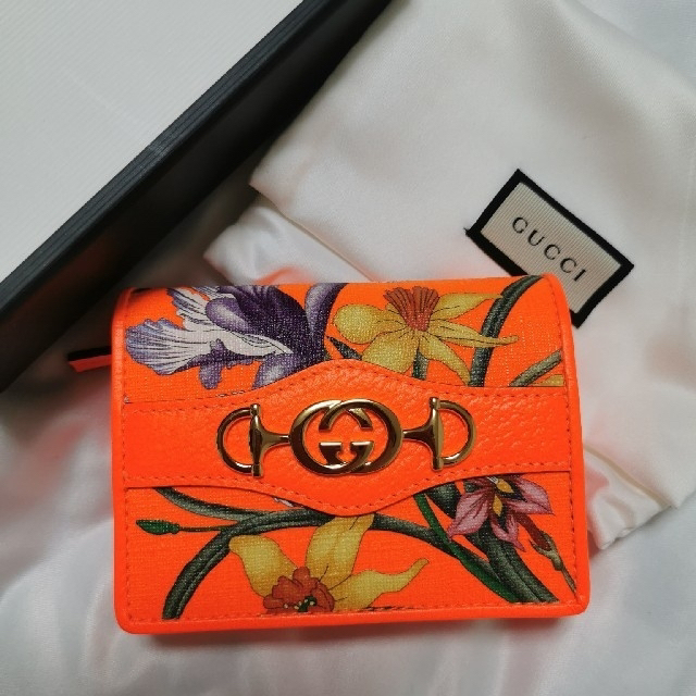 Gucci(グッチ)の新品GUCCIグッチ　フラワーデザイン　2つ折り財布♪ メンズのファッション小物(折り財布)の商品写真