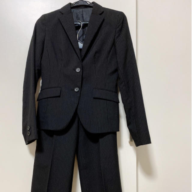 COMME CA ISM(コムサイズム)のストライプ黒スーツ上下セット レディースのフォーマル/ドレス(スーツ)の商品写真