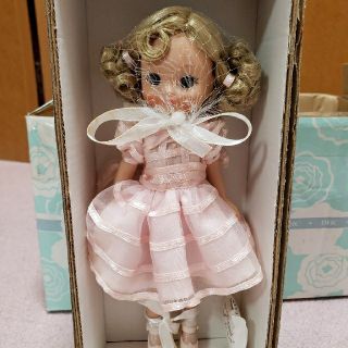 タイニーベッツィー Tiny Betsy Everything Niceの通販 by Juno's shop