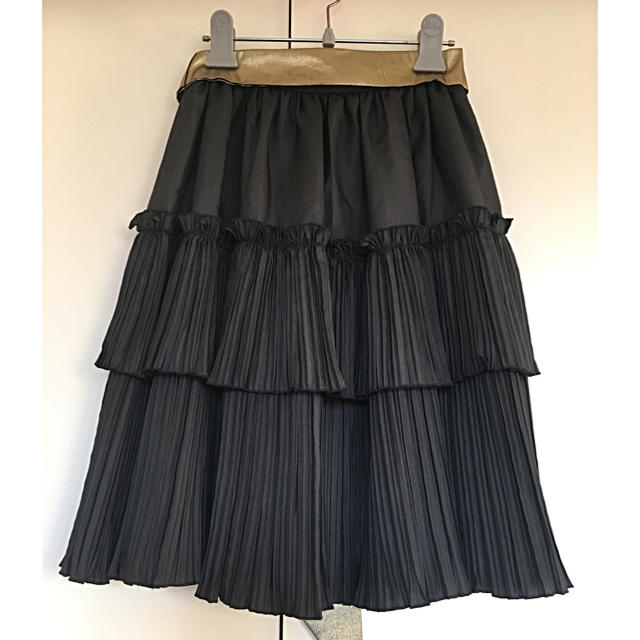 ブラックパンサー　プリーツスカート SALE‼️ レディースのスカート(ひざ丈スカート)の商品写真