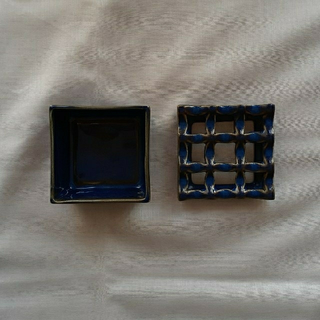 Jenggala(ジェンガラ)のジェンガラ　Square Ashtray インテリア/住まい/日用品のインテリア小物(灰皿)の商品写真