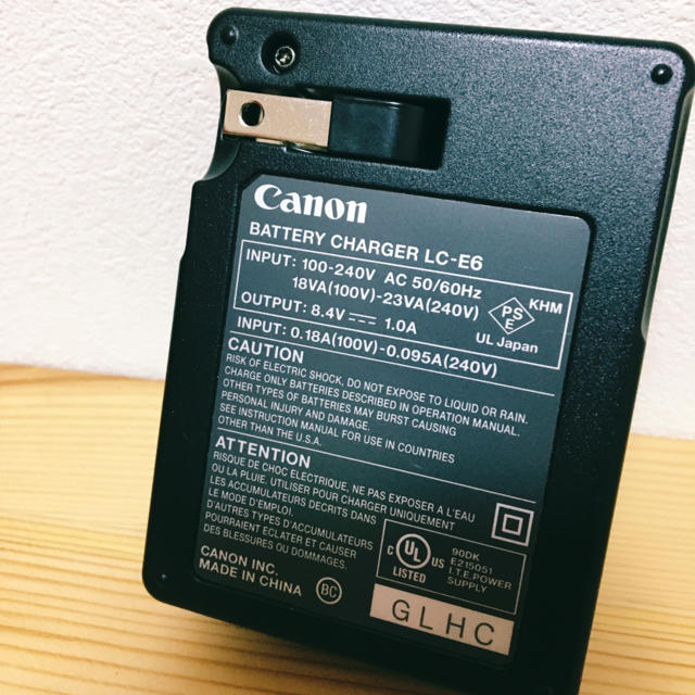 Canon(キヤノン)のcanon 充電器　LC-E6 スマホ/家電/カメラのスマートフォン/携帯電話(バッテリー/充電器)の商品写真