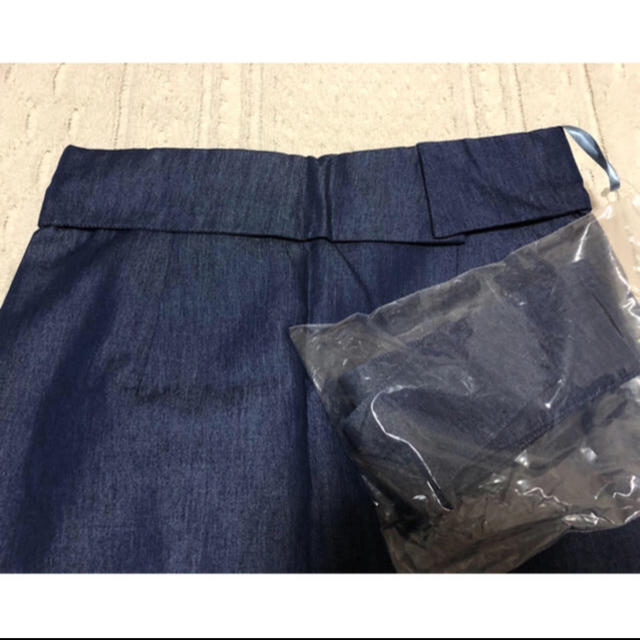 Apuweiser-riche(アプワイザーリッシェ)の新品未使用サッシュベルト付き 2wayタイトスカート レディースのスカート(ひざ丈スカート)の商品写真
