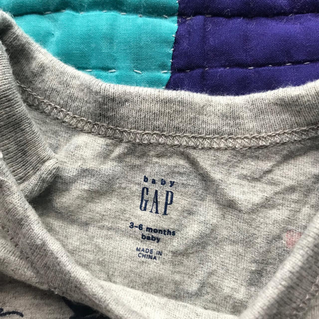 babyGAP(ベビーギャップ)のbaby GAP 半袖ロンパース＋短パンセット 3-6m キッズ/ベビー/マタニティのベビー服(~85cm)(ロンパース)の商品写真