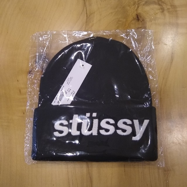 STUSSY(ステューシー)の☆新品☆ STUSSY ビーニー stussy ニット帽 ブラック メンズの帽子(ニット帽/ビーニー)の商品写真
