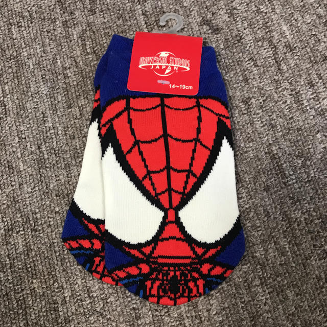 USJ(ユニバーサルスタジオジャパン)のキッズ靴下 USJ スパイダーマン〈14〜19cm〉 キッズ/ベビー/マタニティのこども用ファッション小物(靴下/タイツ)の商品写真