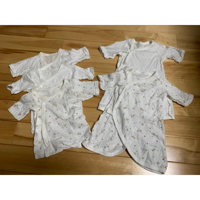 アカチャンホンポ(アカチャンホンポ)の新生児肌着　5枚セット キッズ/ベビー/マタニティのベビー服(~85cm)(肌着/下着)の商品写真