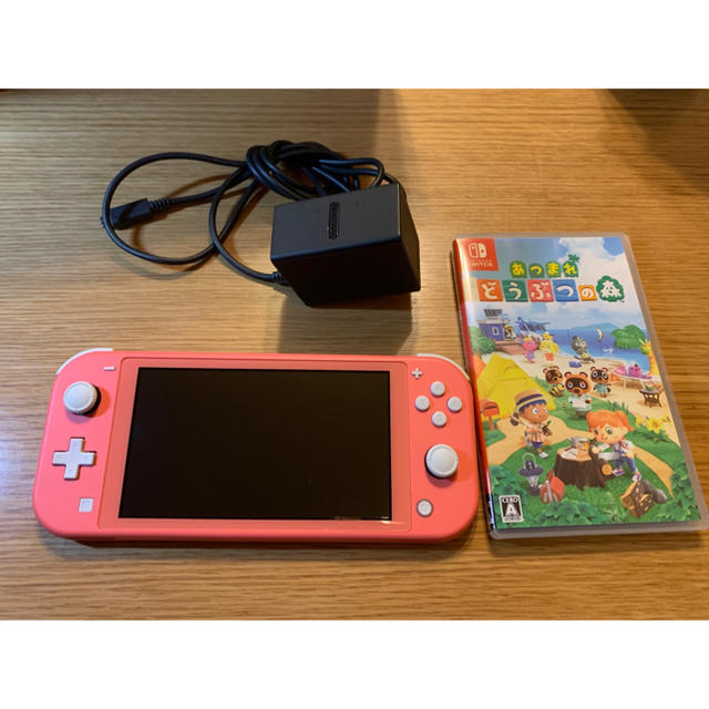 【美品】ニンテンドー スイッチ ライト コーラルピンク & どうぶつの森