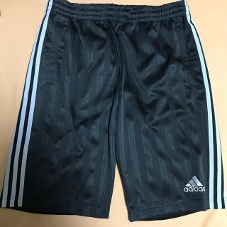 アディダス(adidas)のアディダス ハーフパンツ(ショートパンツ)