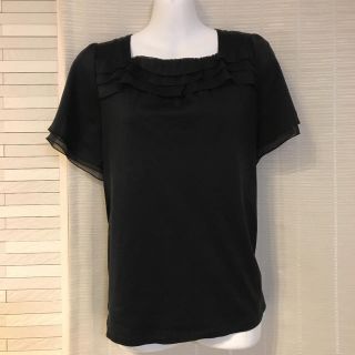 ニジュウサンク(23区)の23区　シフォン　Tシャツ トップス　黒　サイズ44(カットソー(半袖/袖なし))