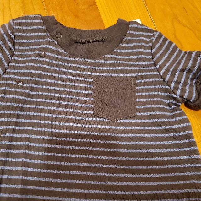 babyGAP(ベビーギャップ)の70 ボーダーロンパース　ハイハイにオススメ キッズ/ベビー/マタニティのベビー服(~85cm)(ロンパース)の商品写真