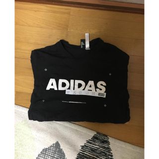 アディダス(adidas)のadidas半袖Tシャツ(Tシャツ/カットソー(半袖/袖なし))