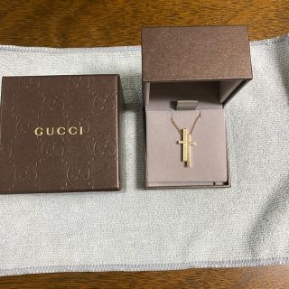 グッチ(Gucci)のGUCCI セパレートクロス　ネックレス　 K18 PG 13Pダイヤ　未使用品(ネックレス)