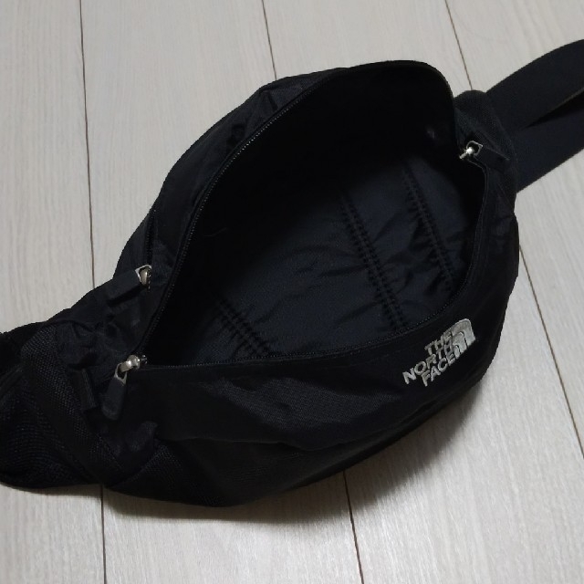 THE NORTH FACE(ザノースフェイス)のノースフェイス THE NORTH FACE ウェストポーチ ボディバッグ メンズのバッグ(ボディーバッグ)の商品写真