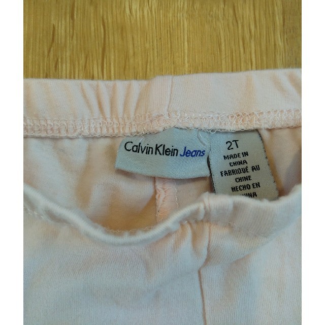 ck Calvin Klein(シーケーカルバンクライン)のカルバンクライン レギンス 90 キッズ/ベビー/マタニティのキッズ服女の子用(90cm~)(パンツ/スパッツ)の商品写真