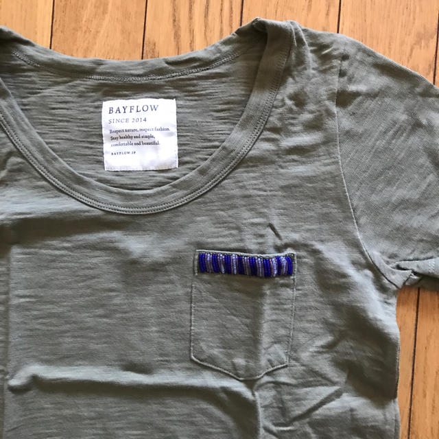 BAYFLOW(ベイフロー)の新品タグなし　ベイフロー  BAYFLOW ポケット付きクルーネックT レディースのトップス(Tシャツ(半袖/袖なし))の商品写真