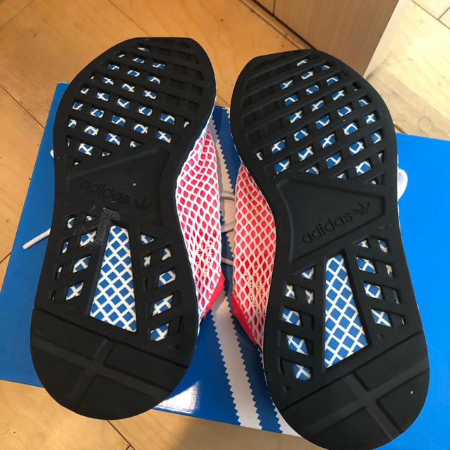 adidas(アディダス)のAdidas originals★DEERUPT RUNNER メンズの靴/シューズ(スニーカー)の商品写真