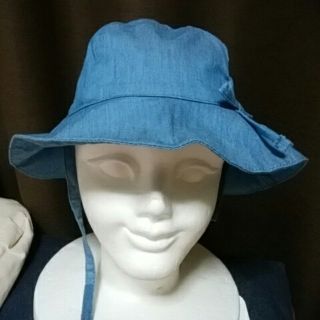 ベビーギャップ(babyGAP)の新品未使用タグ付GAPベビーHAT48㎝　デニムシャンブレアゴヒも付I～2才(帽子)