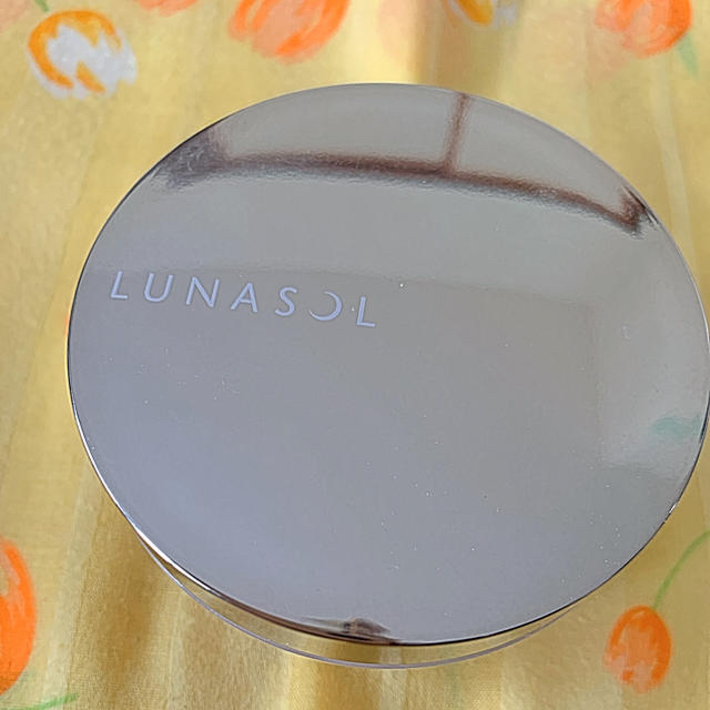 LUNASOL(ルナソル)のLUNASOL フェイスパウダー コスメ/美容のベースメイク/化粧品(フェイスパウダー)の商品写真