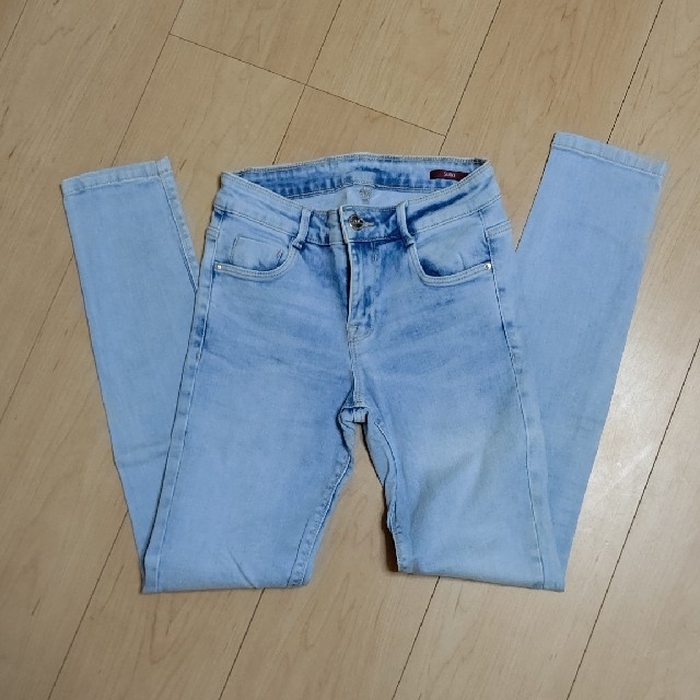 ZARA(ザラ)のZARA👖こつっち様専用 レディースのパンツ(デニム/ジーンズ)の商品写真