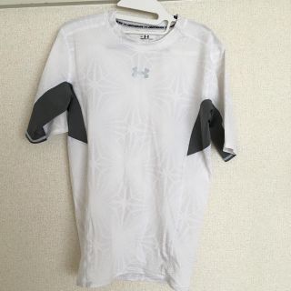 アンダーアーマー(UNDER ARMOUR)のアンダーアーマー　インナーシャツ　L メンズ(シャツ)