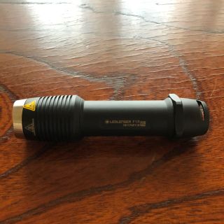 レッドレンザー(LEDLENSER)の(中古)レッドレンザーF1R  充電式LEDライト　1000ルーメン(ライト/ランタン)