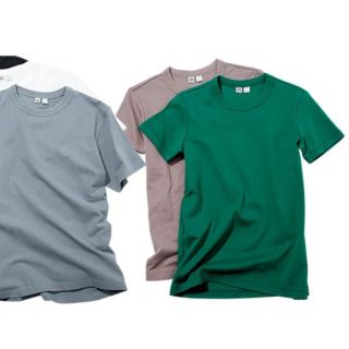 ユニクロ(UNIQLO)のuniqlo U　Tシャツ　グリーン(Tシャツ(半袖/袖なし))