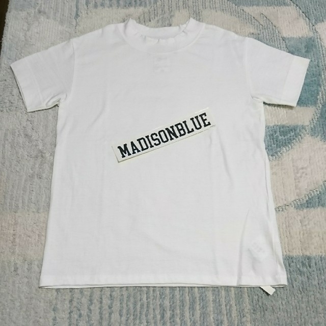 【新品・未使用】マディソンブルー無地Tシャツ☆ステッカー付き   サイズ00