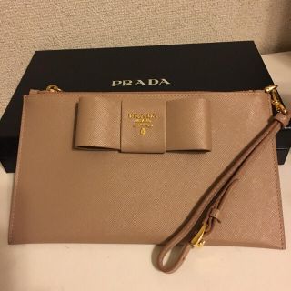 プラダ(PRADA)の期間限定PRADA♡新品クラッチバッグ(クラッチバッグ)