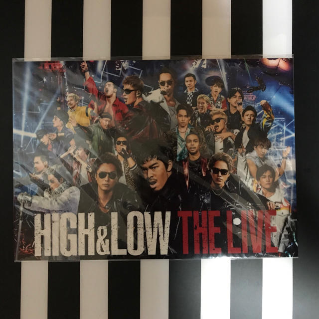 24karats(トゥエンティーフォーカラッツ)のHiGH&LOW THE LIVE ウォールステッカー ★新品・未開封★ エンタメ/ホビーのタレントグッズ(その他)の商品写真