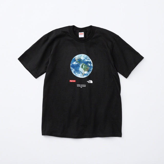 Supreme(シュプリーム)のSupreme®/The North Face® One World Tee レディースのトップス(Tシャツ(半袖/袖なし))の商品写真