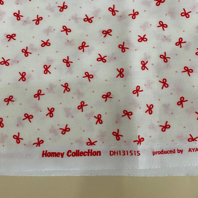 ホーミーコレクション　リボン♪赤 ハンドメイドの素材/材料(生地/糸)の商品写真