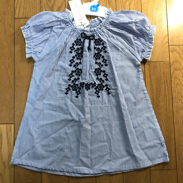 女の子　ワンピース　半袖 80センチ  キッズ/ベビー/マタニティのベビー服(~85cm)(ワンピース)の商品写真