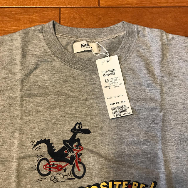 BeBe(ベベ)の新品未使用　BEBE Tシャツ　150 キッズ/ベビー/マタニティのキッズ服男の子用(90cm~)(Tシャツ/カットソー)の商品写真