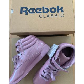 リーボックスニーカーReebokダンスlabodyエアロビクス小さめ幅細め(スニーカー)