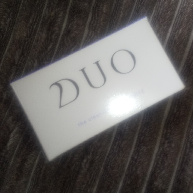 うさくま様専用 DUO(デュオ) ザ クレンジングバーム ホワイト(90g) コスメ/美容のスキンケア/基礎化粧品(クレンジング/メイク落とし)の商品写真