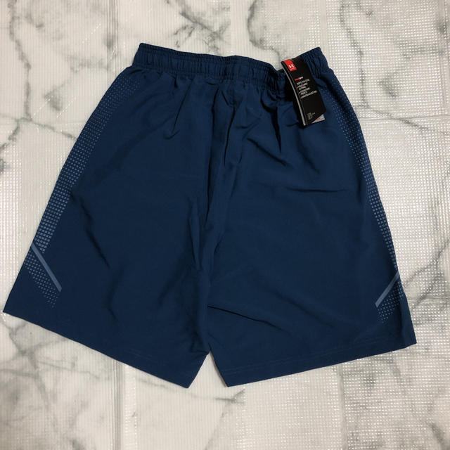 UNDER ARMOUR(アンダーアーマー)の【MD】新品　大人気　UNDER ARMOURアンダーアーマー ハーフパンツ メンズのパンツ(ショートパンツ)の商品写真