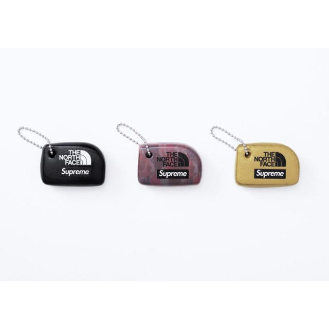 Supreme/The North Face Floating Keychain