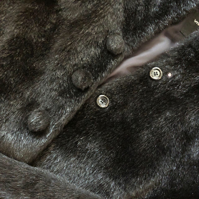 VIVAYOU(ビバユー)のかげ様専用フェイクファーコート値下げしました！ レディースのジャケット/アウター(毛皮/ファーコート)の商品写真
