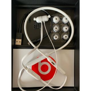 ビーツバイドクタードレ(Beats by Dr Dre)のemi様専用【beats x】サテンシルバー/ジャンク(ヘッドフォン/イヤフォン)