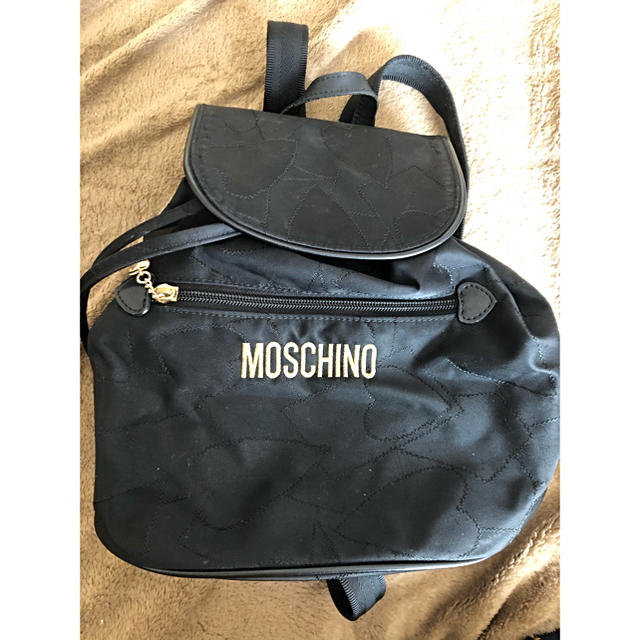 MOSCHINO(モスキーノ)のMOSCHINO ブラックリュック レディースのバッグ(リュック/バックパック)の商品写真