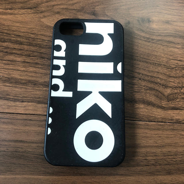 niko and...(ニコアンド)のniko and iphone ケース スマホ/家電/カメラのスマホアクセサリー(iPhoneケース)の商品写真