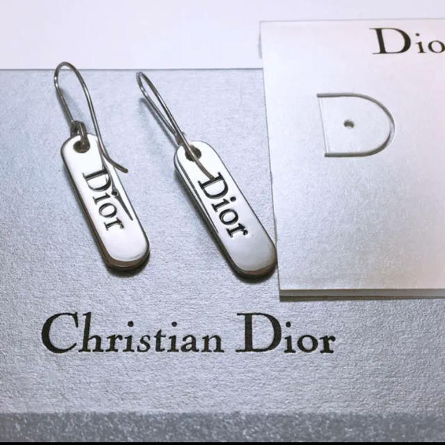 ピアスChristian Dior ピアス