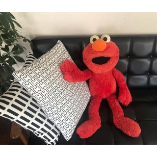 セサミストリート(SESAME STREET)のBig Hugs Elmo エルモ抱きつき人形　セサミストリート(キャラクターグッズ)