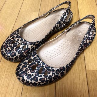 クロックス(crocs)の中古 クロックス マリンディ W8 レオパード 豹柄 (サンダル)