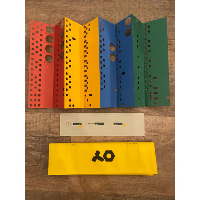 teenage engineering OP-Z D 1 楽器の鍵盤楽器(キーボード/シンセサイザー)の商品写真